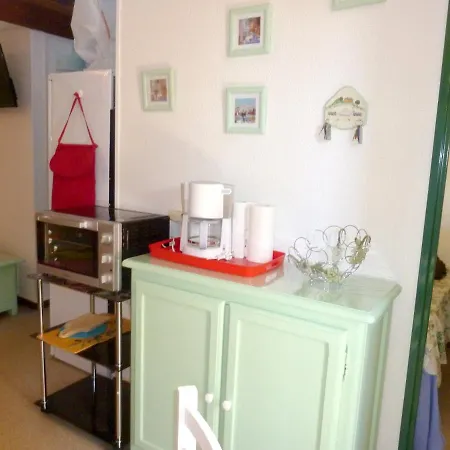 Maison Conviviale A Avec Piscine Partagee 35 M² 度假居